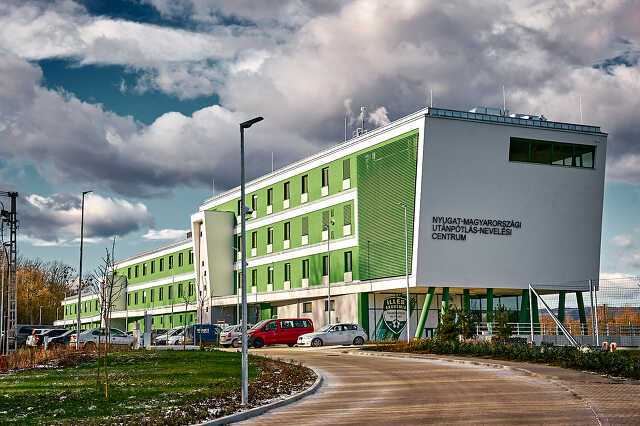 Átadott Lőrinc akadémia