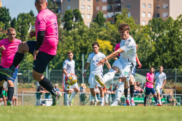 25-0-ra nyert a Hali