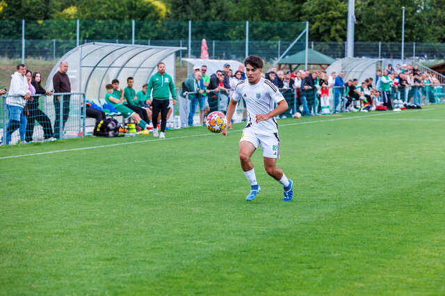 Szakasics Péter