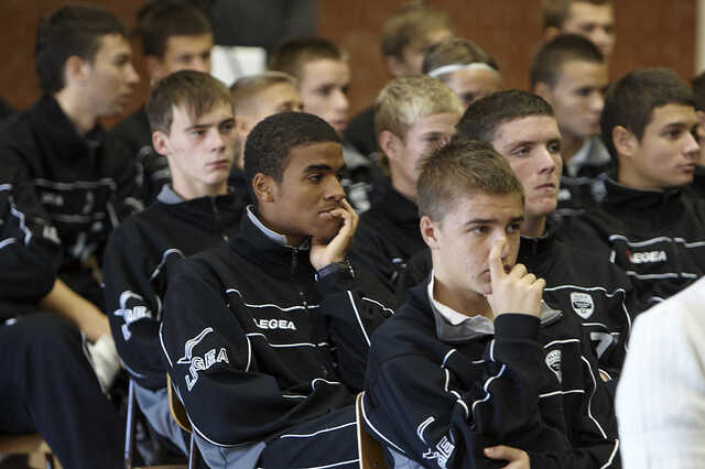 Kick Off - Fiatalok a pályán