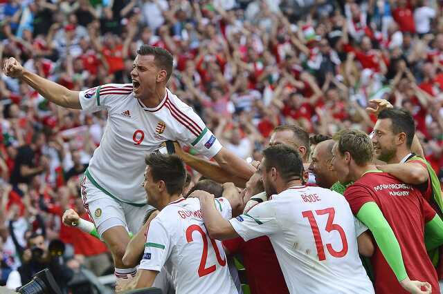 Magyar válogatott ünneplés Izland ellen