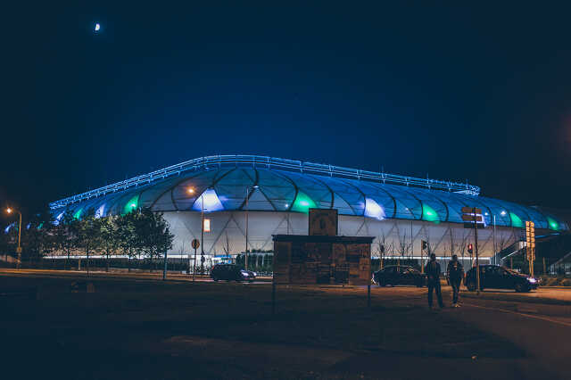 Az épülő Haladás-stadion éjjeli fényekben