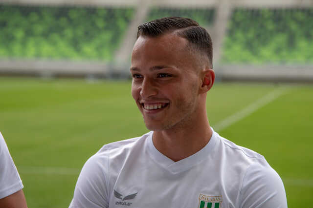 Haladás szerződés 07.03.