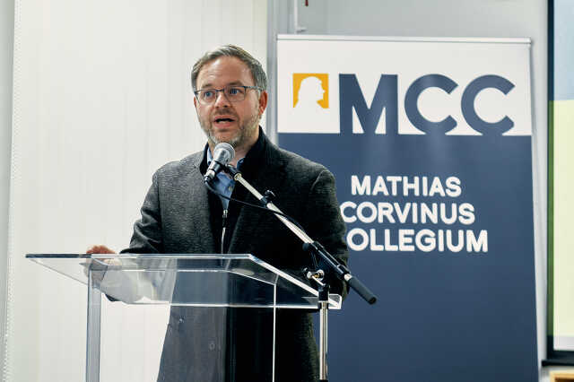 MCC sajtótájékoztató