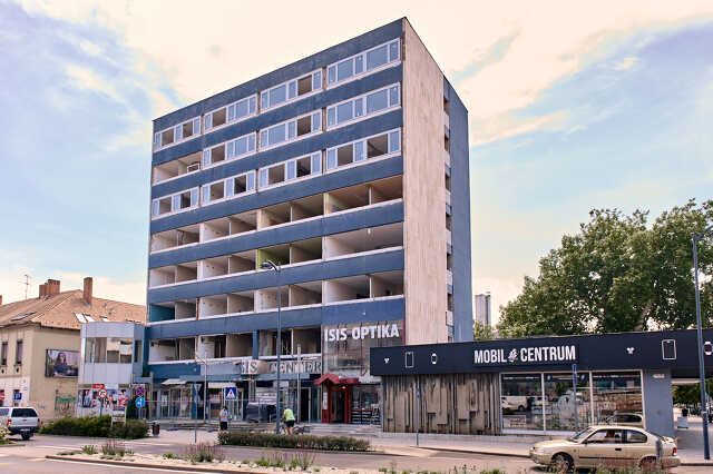 Isis hotel