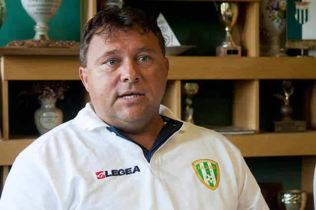 Fehér Zoltán aláírta szerződését a Haladással