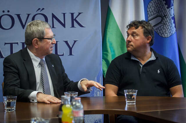 Rendkívüli támogatás a Haladásnak