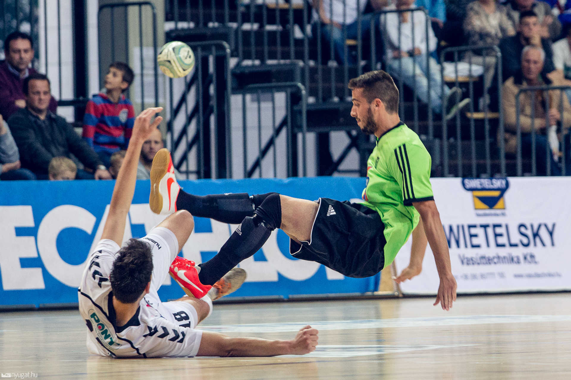 Swietelsky-Haladás VSE - DF Renalpin FC NB I-es futsalmérkőzés