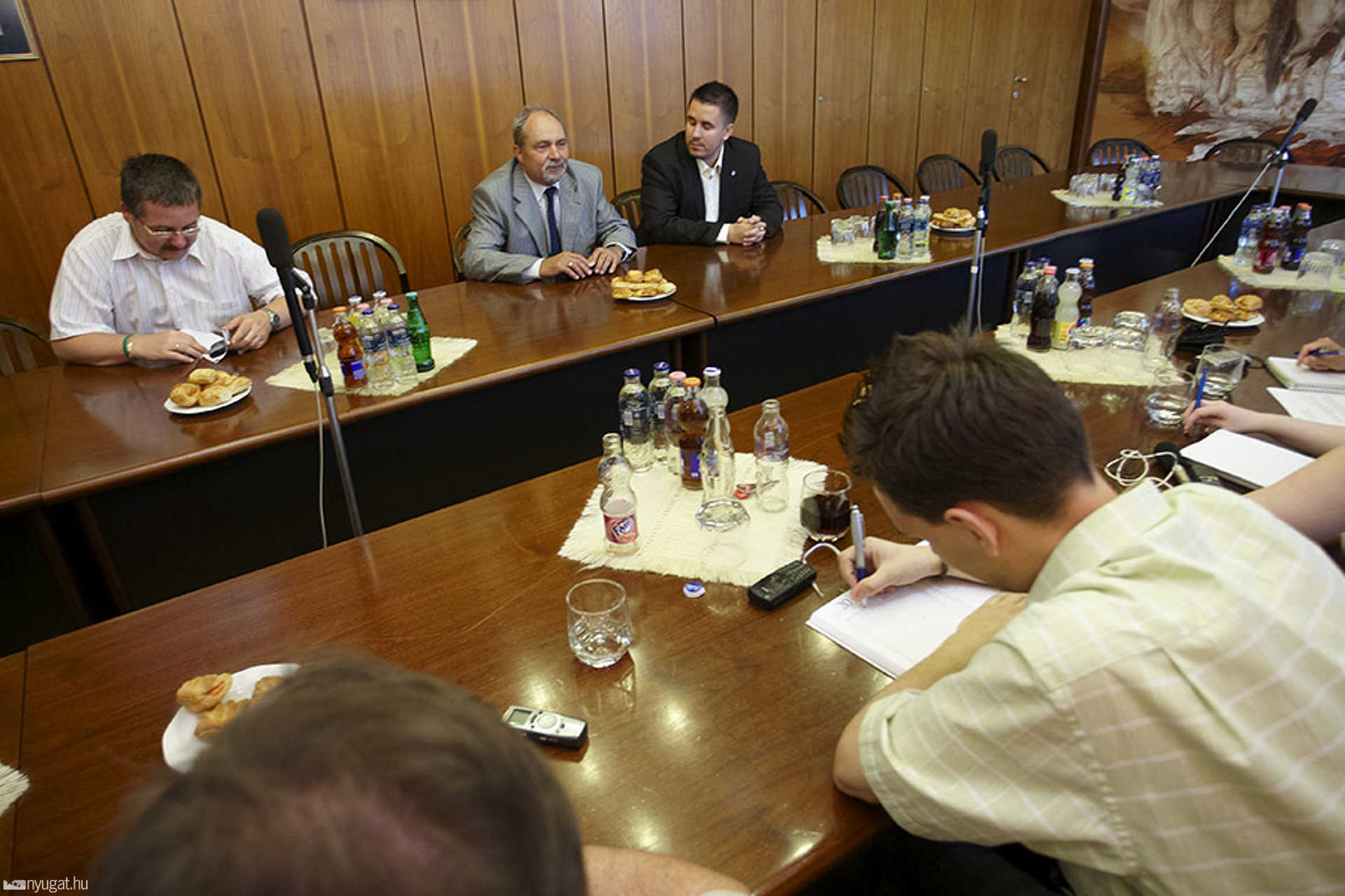 Haladás NBI sajtótájékoztató